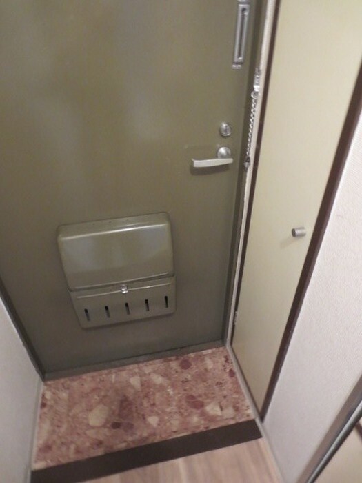 玄関 乙甲ユースフル第1初台（202）