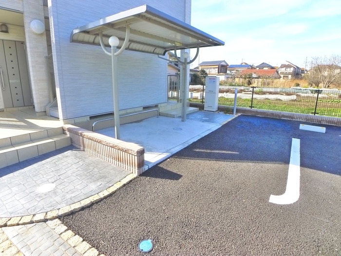 駐輪場 サンライズ中瀬