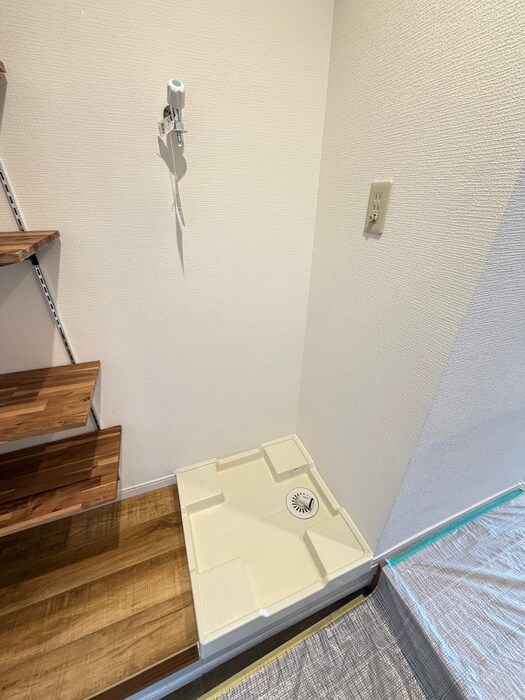 洗濯機置場 MODERN LAND