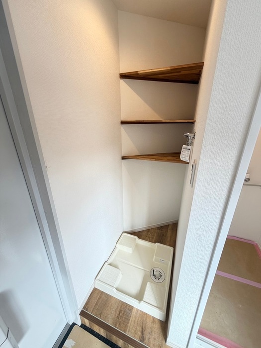 洗濯機置場 MODERN LAND