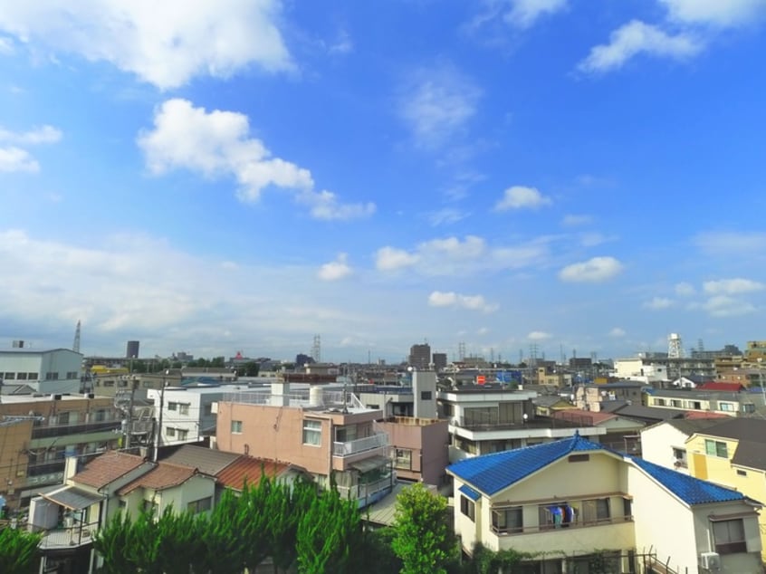 室内からの展望 コートアオイ