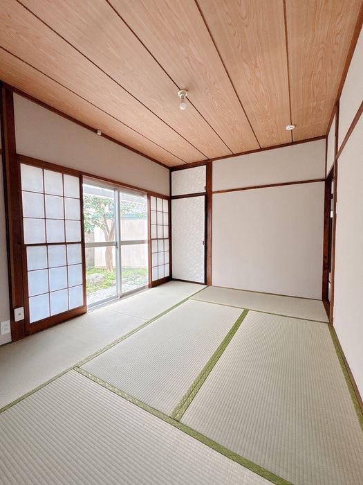 居室 一ノ宮戸建て