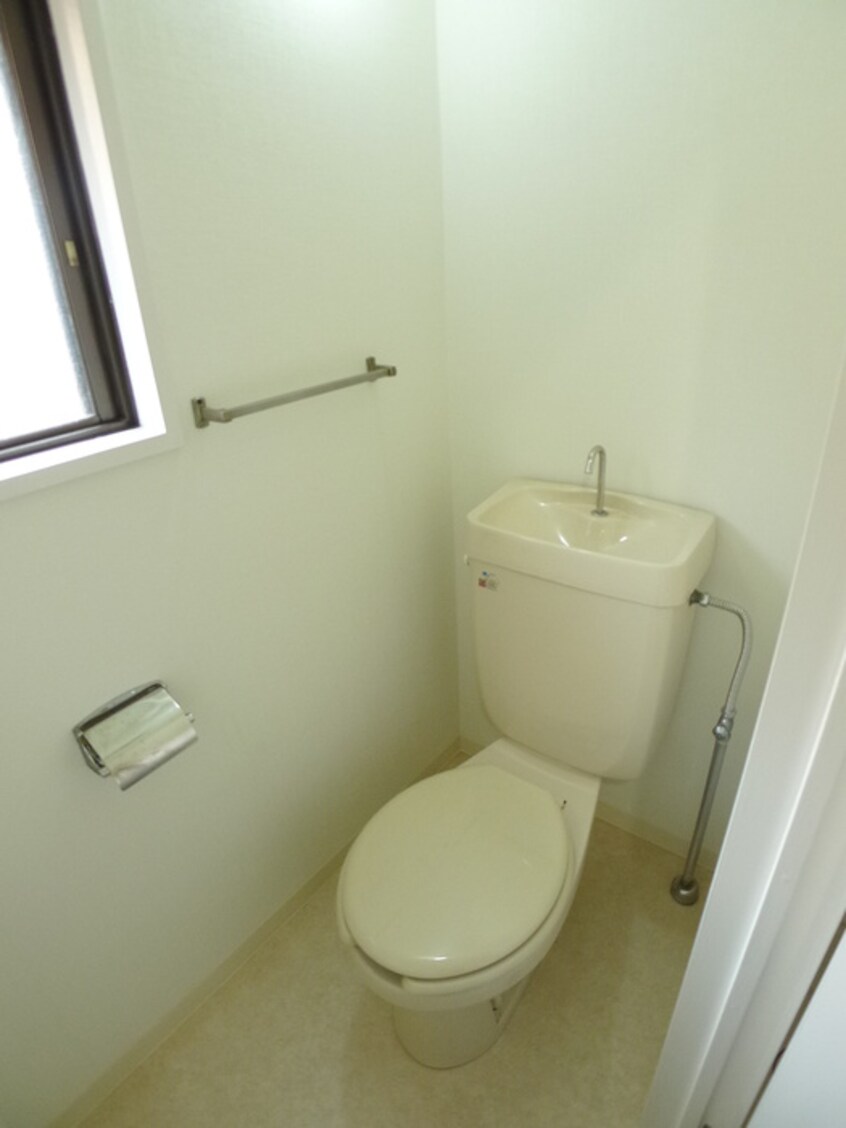 トイレ 森田マンション ２