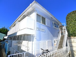 メゾン  シャルモント