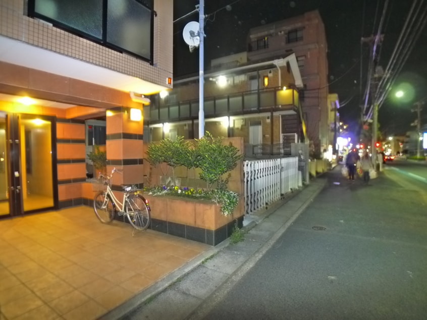 周辺環境 グレ－スコ－ト