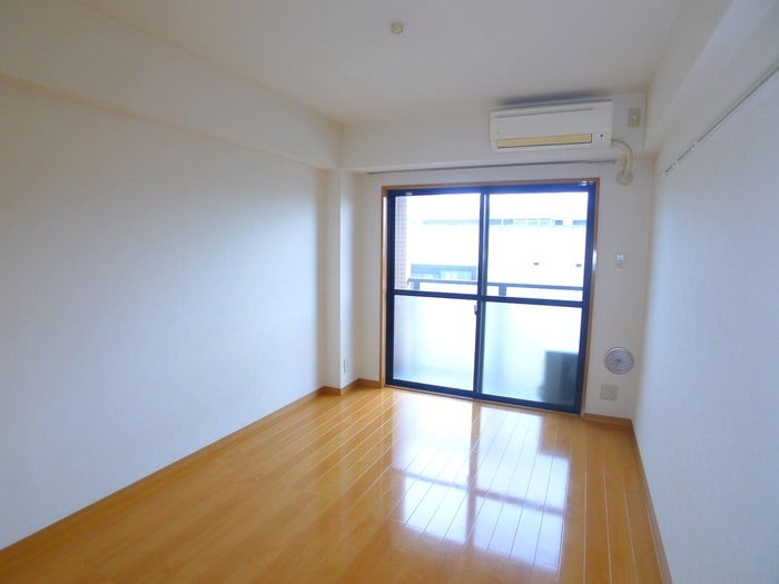 居室 グレ－スコ－ト