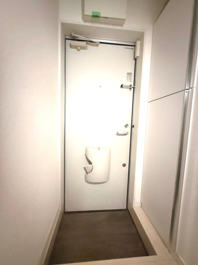 玄関 メーヴェ　ｉ