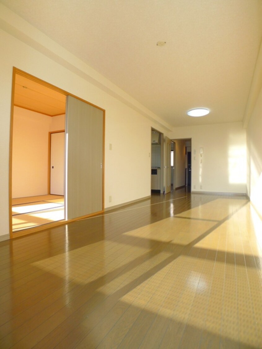 居室 アベニュ－弐番館