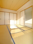 収納 アベニュ－弐番館