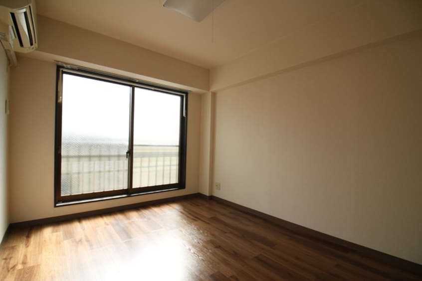 居室 ハイツアーバンライフ