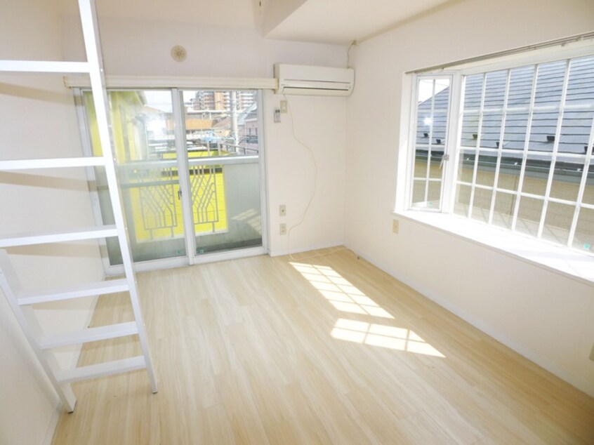 居室 ローズアパートＲ１８番館