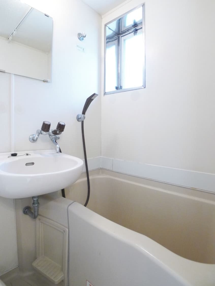 バス／シャワールーム等 ローズアパートＲ１８番館