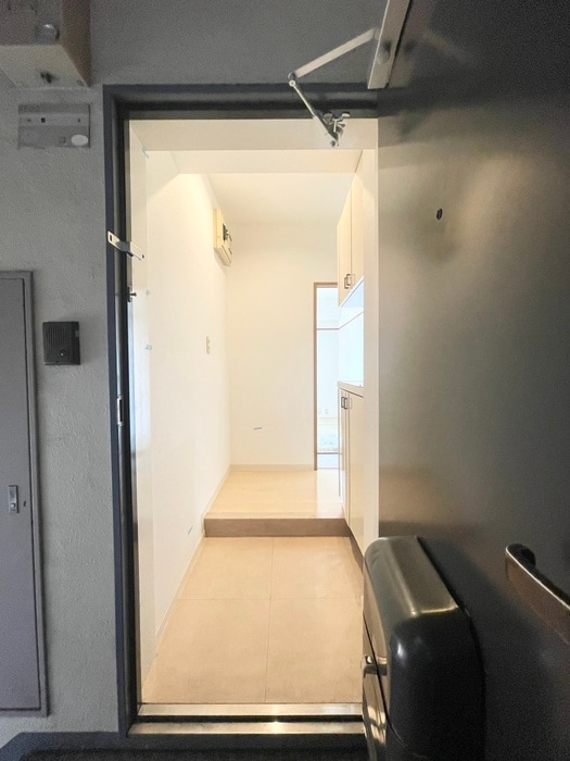 玄関 王子ハイツ