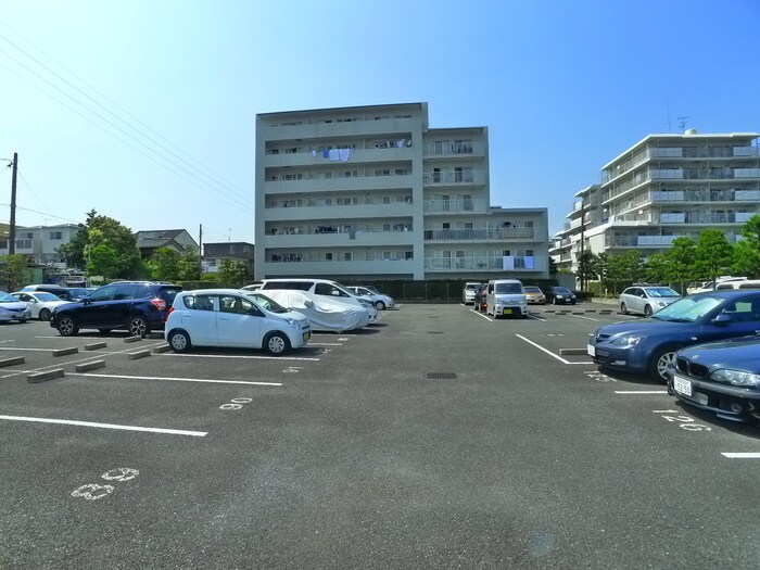 駐車場 グロリオール里見弐番館