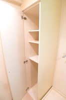収納 グロリオール里見弐番館
