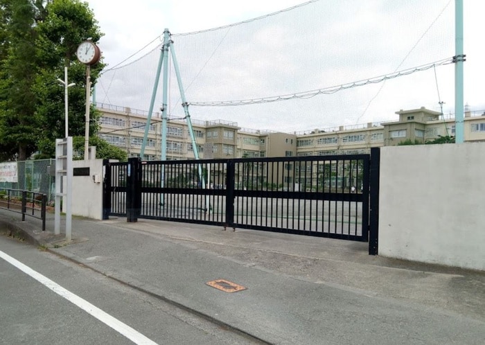 川崎市立菅生小学校(小学校)まで900m ホーユウパレス宮前平第２(201)