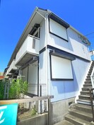 サンハイツ新松戸Ｂ棟の外観