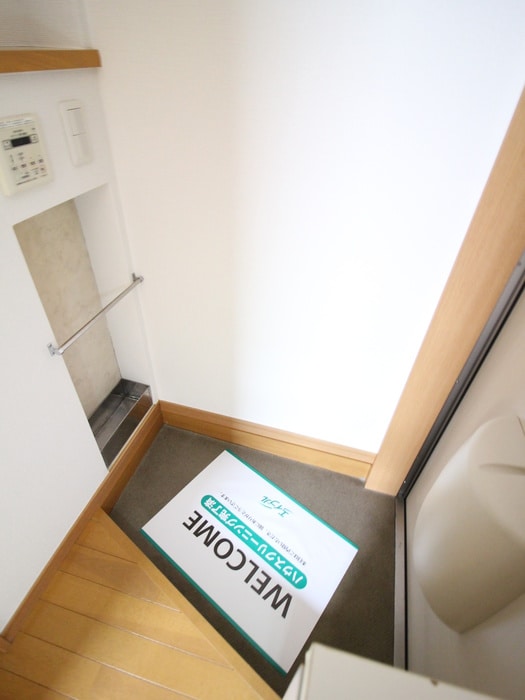 玄関 メゾンドヴェリテアッシュ