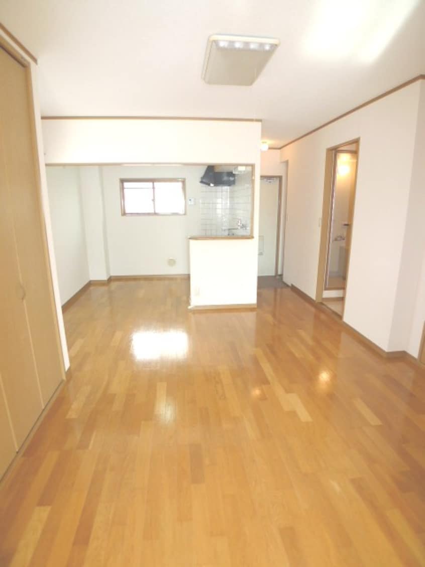 内観写真 ワイズ