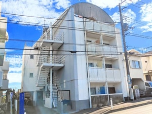 坂道の家