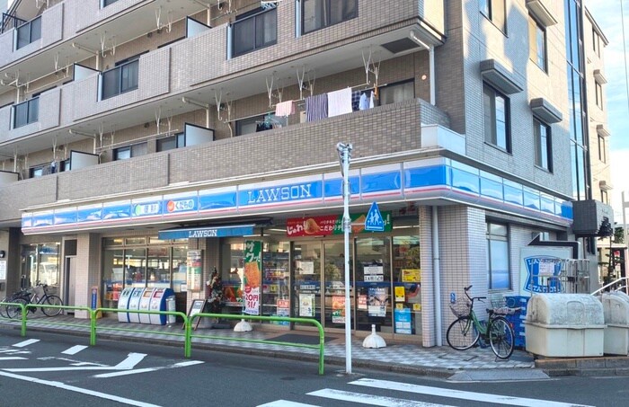 ローソン 練馬高野台一丁目店(コンビニ)まで339m ビジュ－富士見台