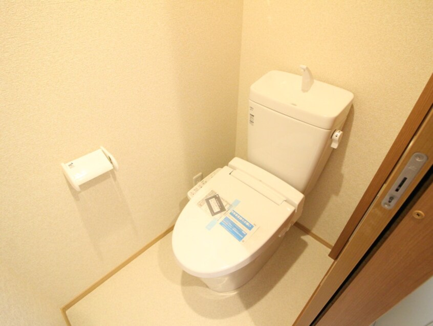 トイレ ラフィ－ナ－鶴見