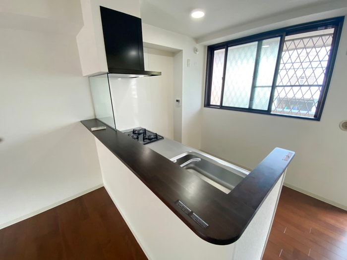 キッチン 新山下三番館