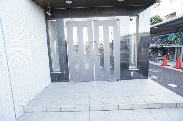 エントランス部分 オ－・ル－ジュ