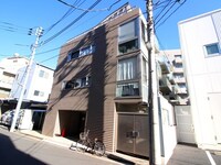 ﾗｸﾞｼﾞｭｱﾘｰｱﾊﾟｰﾄﾒﾝﾄ森下(302)