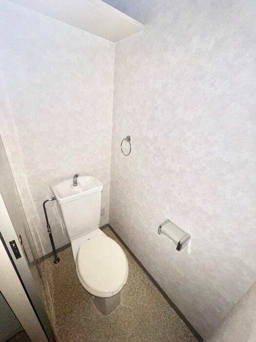 トイレ セルーエ三鷹