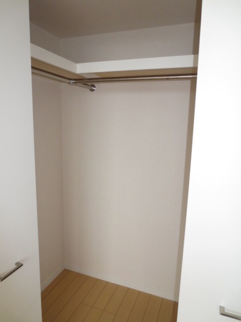 収納 パ－クキュ－ブ代々木富ヶ谷