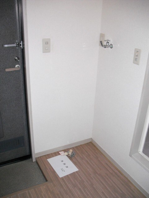 洗濯機置場 フロ－ラ本多