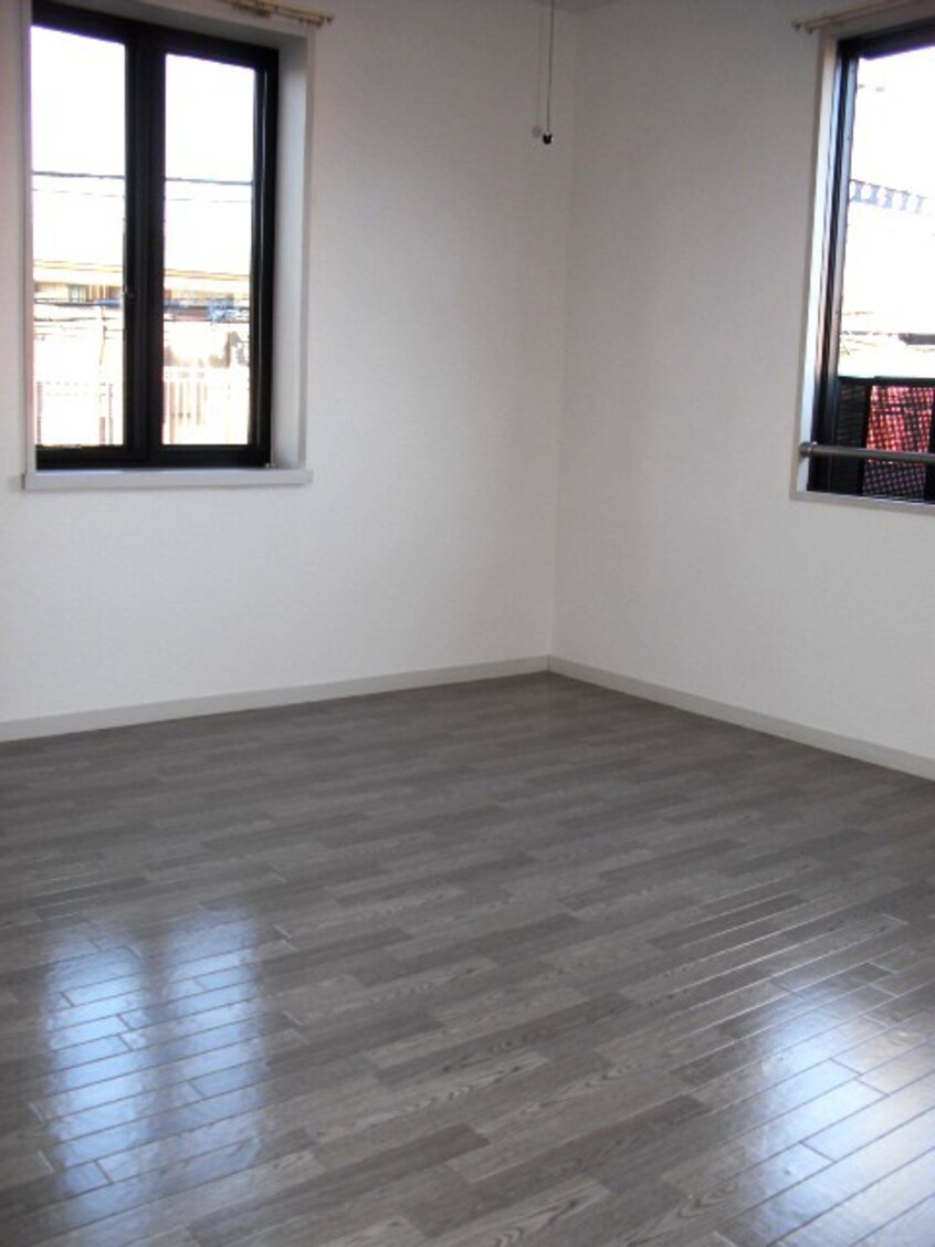 居室 フロ－ラ本多