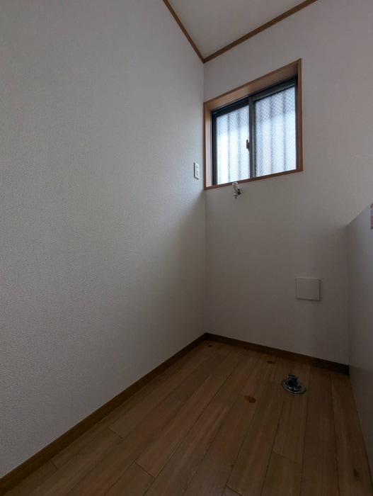 洗濯機置場 アウラ小平