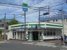 ファミリーマート 東伏見駅前店(コンビニ)まで123m ホワイトハイツフジ Ⅰ