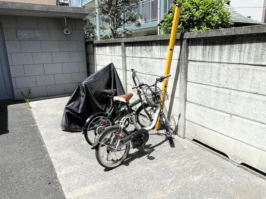 駐輪場 パル大塚