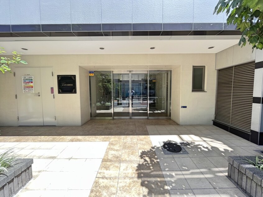 エントランス部分 エフシティ亀戸