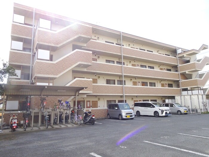 エイブル ヴェル ヴィ ル幸町 埼玉県東松山市幸町 東武東上線 東松山駅の賃貸情報 賃貸 賃貸マンション アパート 住宅情報のエイブル 埼玉県東松山 市幸町のヴェル ヴィ ル幸町賃貸情報