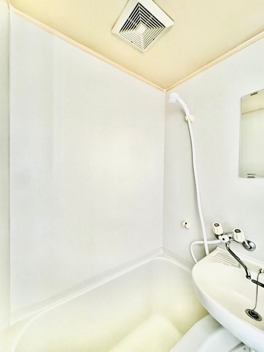 バス／シャワールーム等 ウィステリア南花園