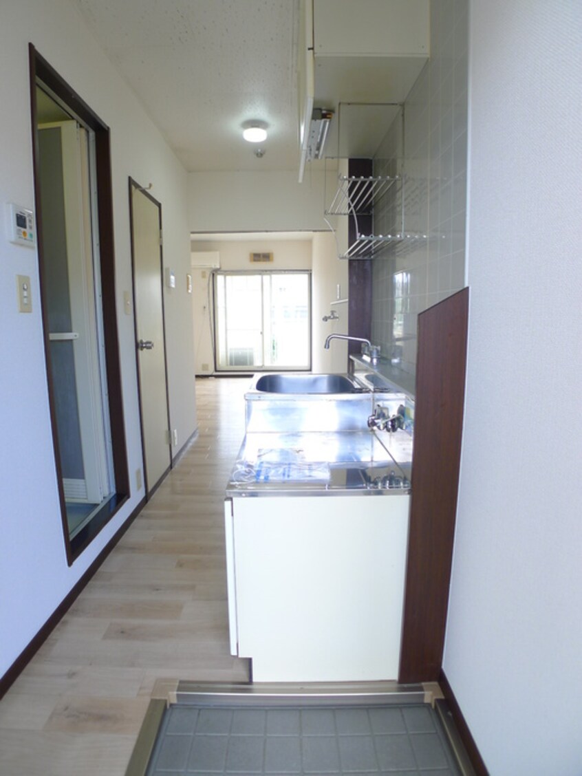 玄関 ウィステリア南花園