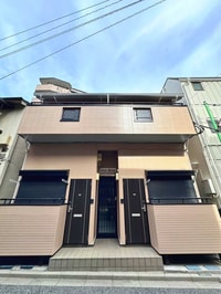 ＡＶＥＮＩＬ　ＭＩＮＯＷＡ