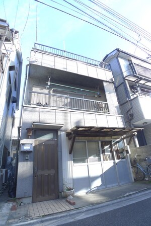 岩崎貸家
