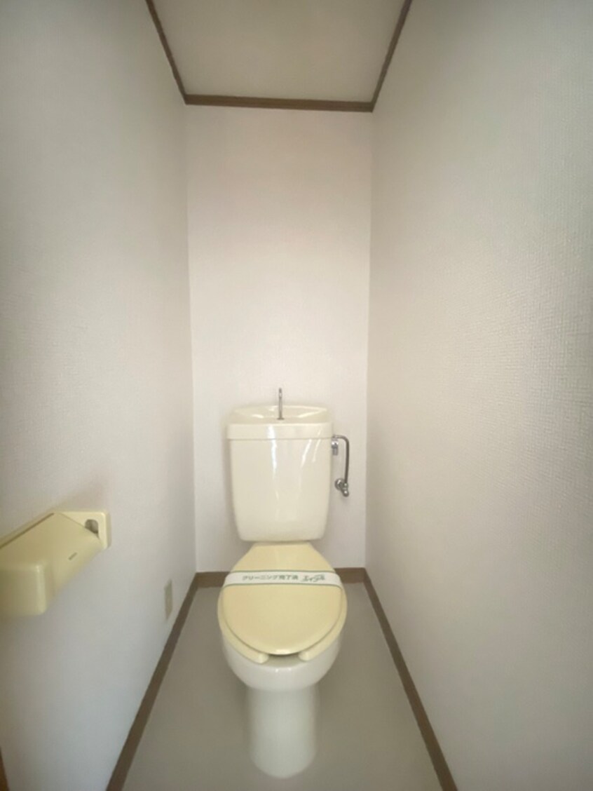 トイレ サカイビル