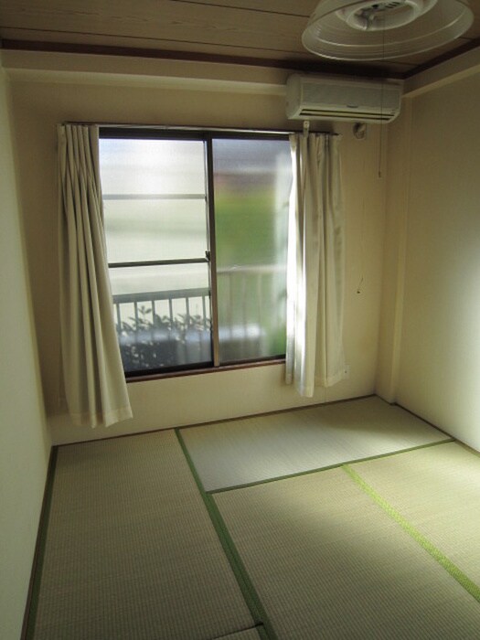 居室 メ－ゾンタマ２