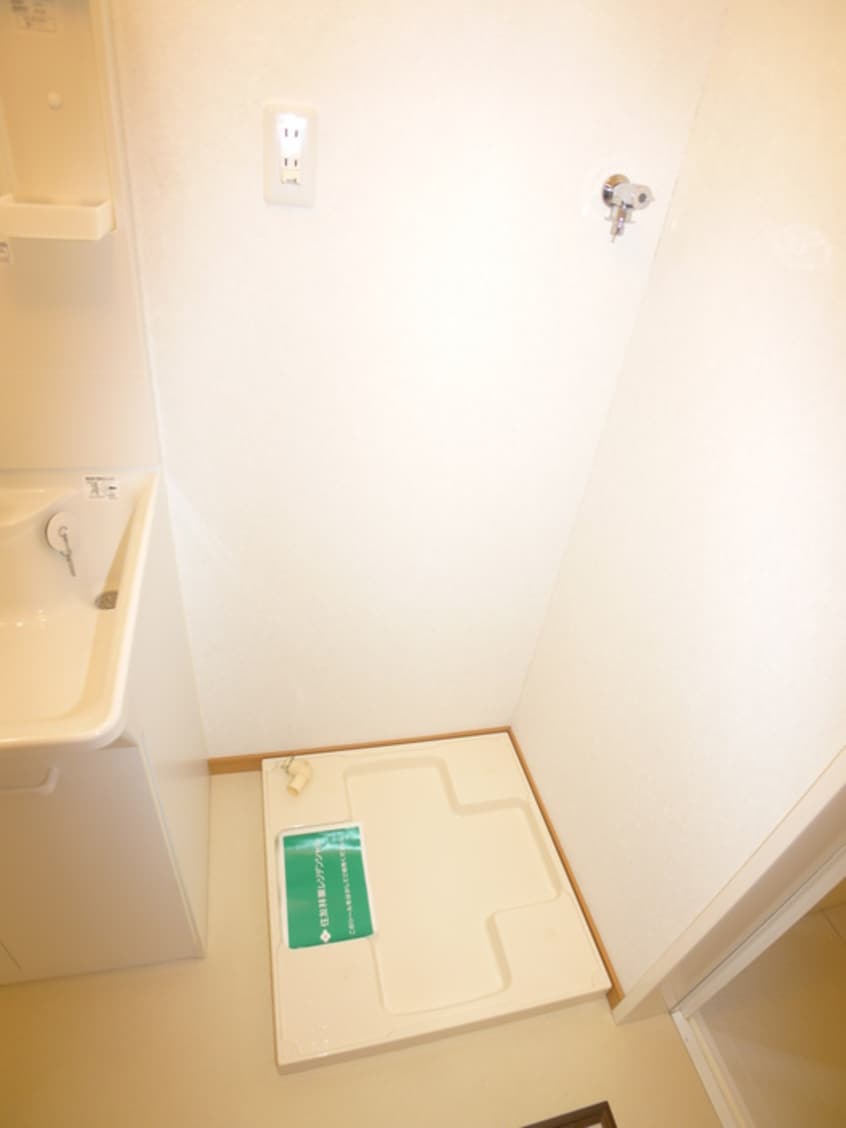 洗濯機置場 アドバンテージ稲毛