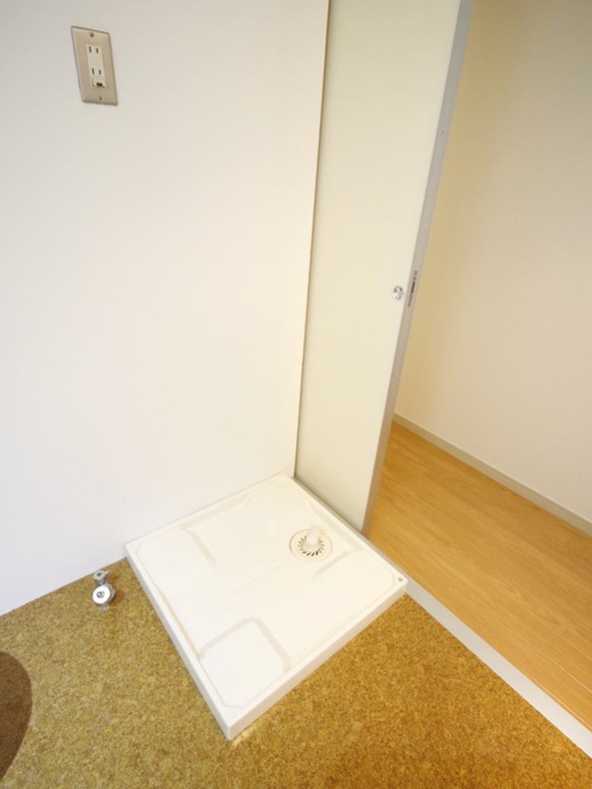 洗濯機置場 Ｌａ　ｆｏｎｔａｉｎｅ