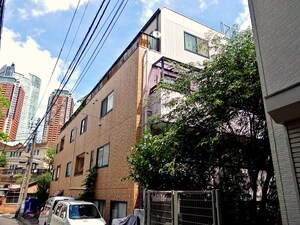 ゴメッツ元麻布