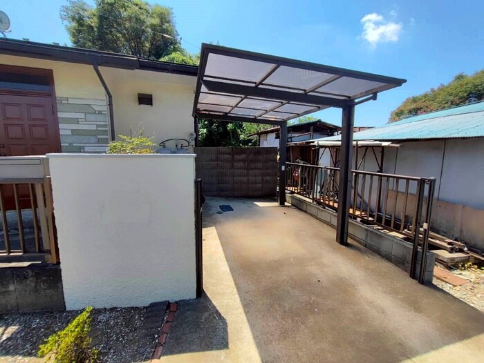 駐輪場 土志田戸建