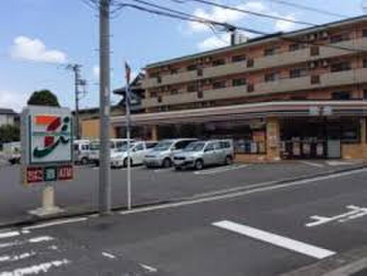 セブンイレブン横浜十日市場店(コンビニ)まで517m 土志田戸建