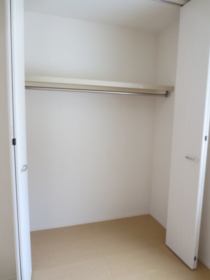 収納 第５コスモスヴィラ